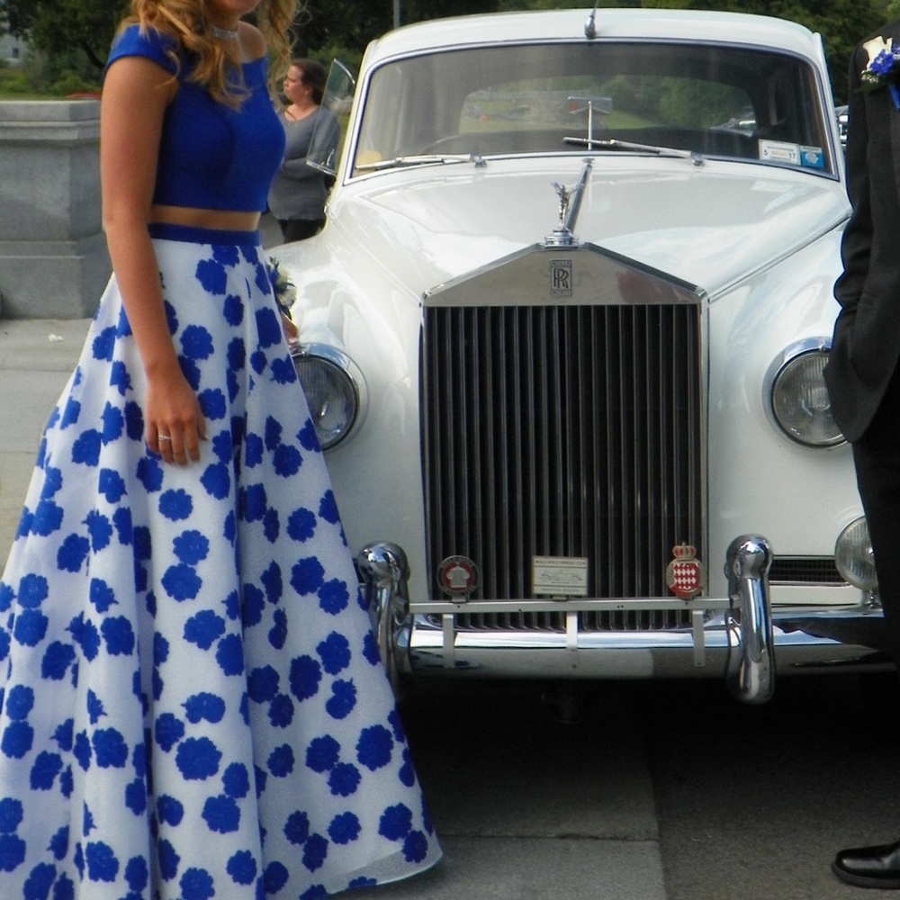 Prom dress - Picture 3 of 5